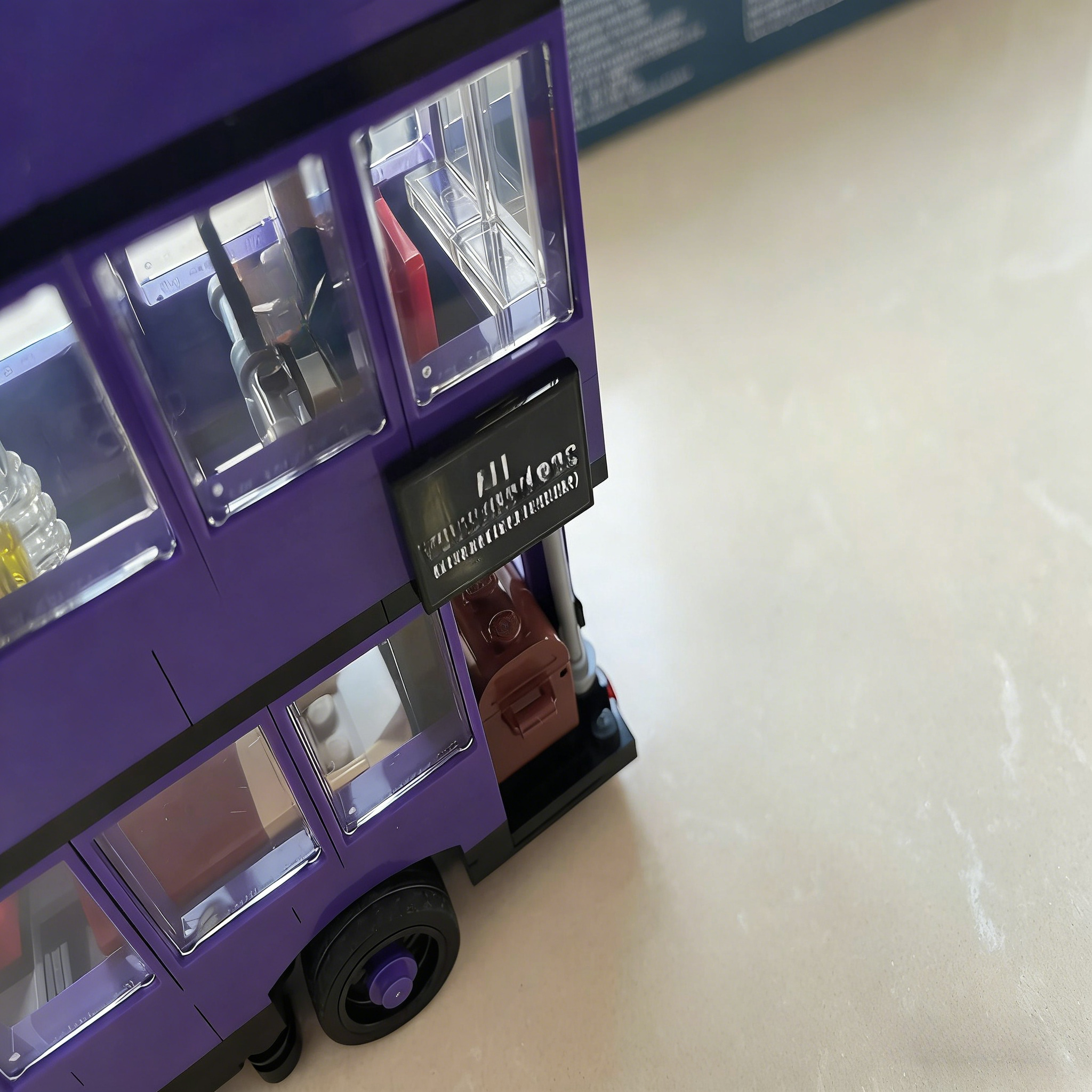 Crazy Travel Bus Model 75957   - Lego Building Blocks recensione e prezzo