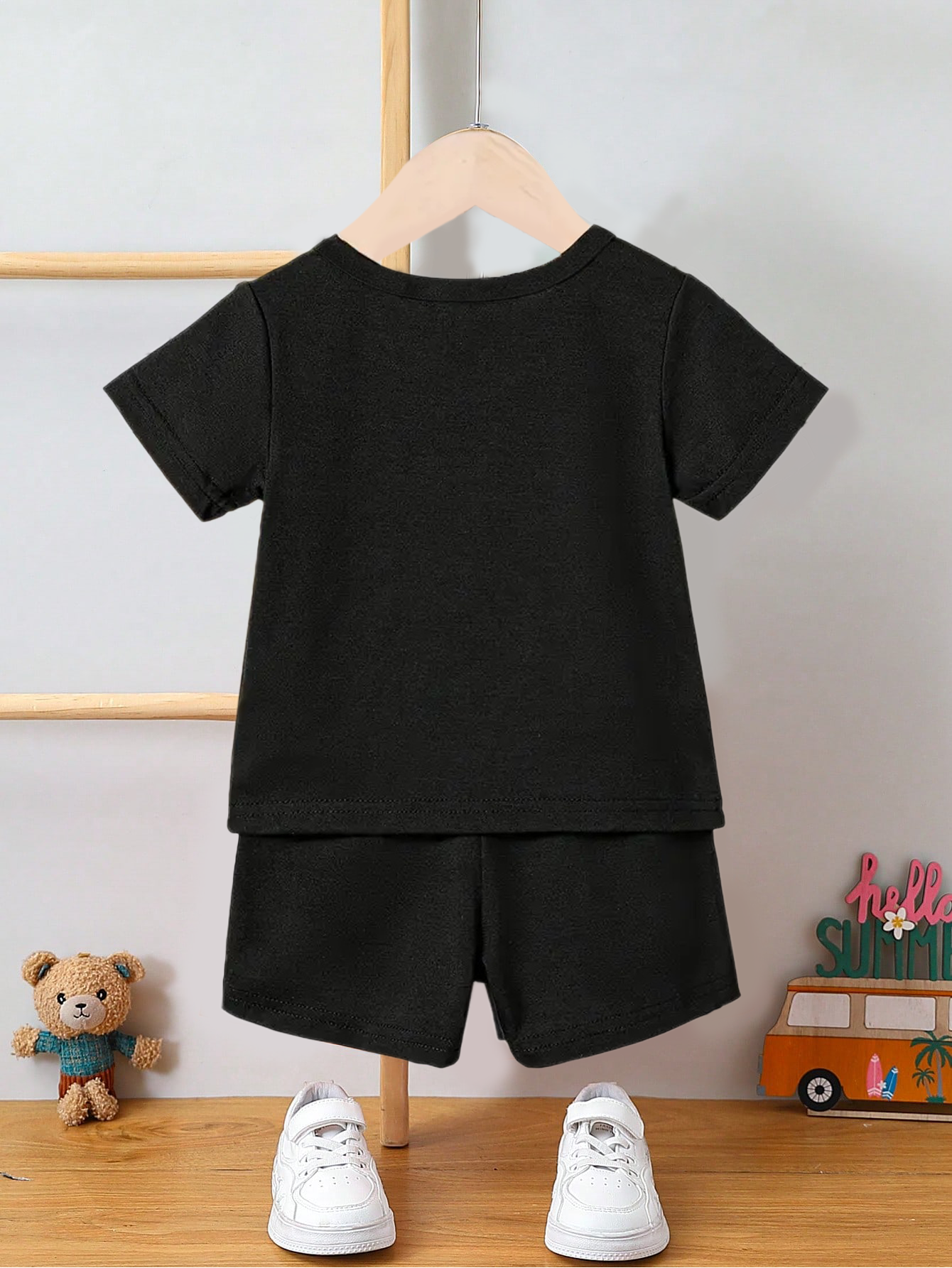 Boy's Summer Black Suit! Toy B - Kids Toys Stores recensione e prezzo