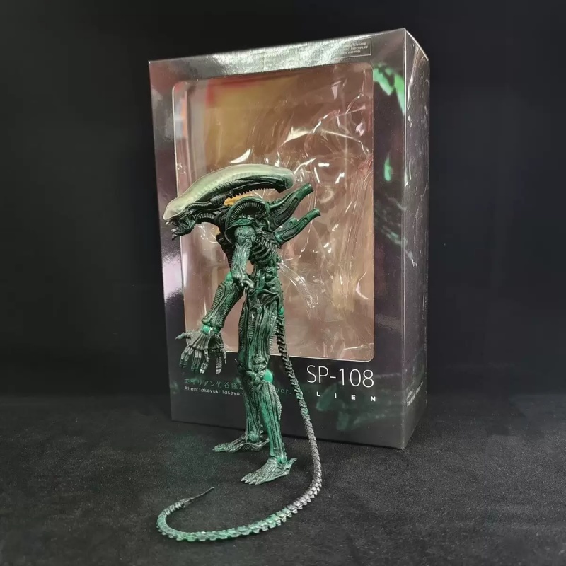 In Stock Neca Alien: Romulus S - Xenomorph Kids Toys recensione e prezzo