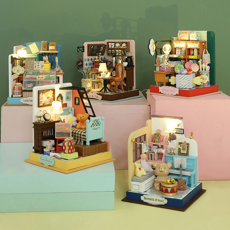 Coffee Store Wooden Mini Doll  - Kids Toys Stores recensione e prezzo